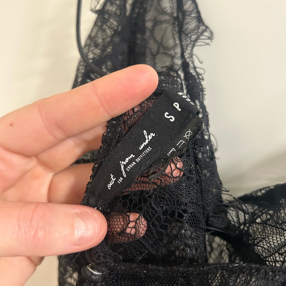 Lace top - Picture 4 of 4